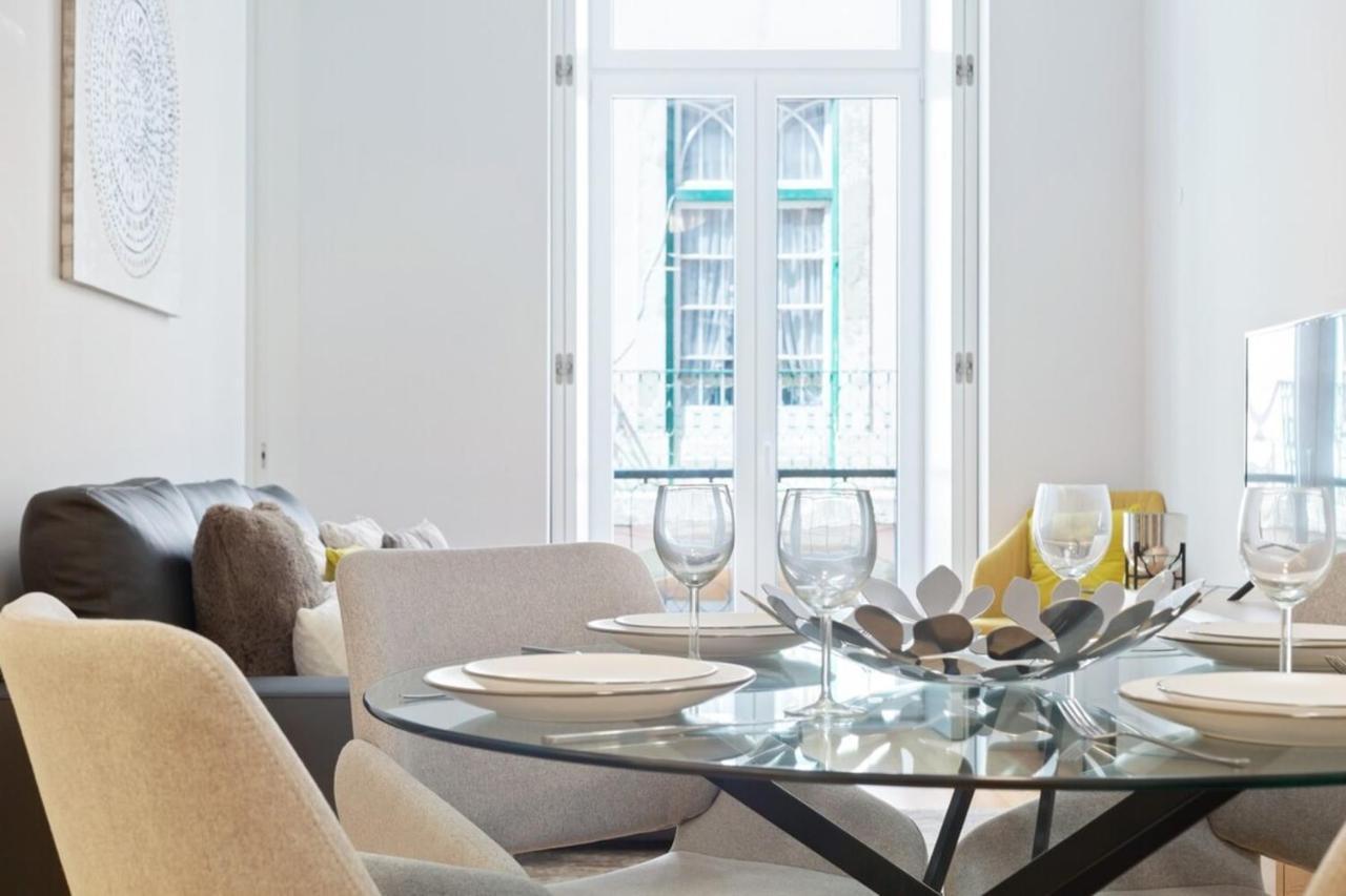 Spacious 1 Bedroom Apartment Near Baixa Лиссабон Экстерьер фото