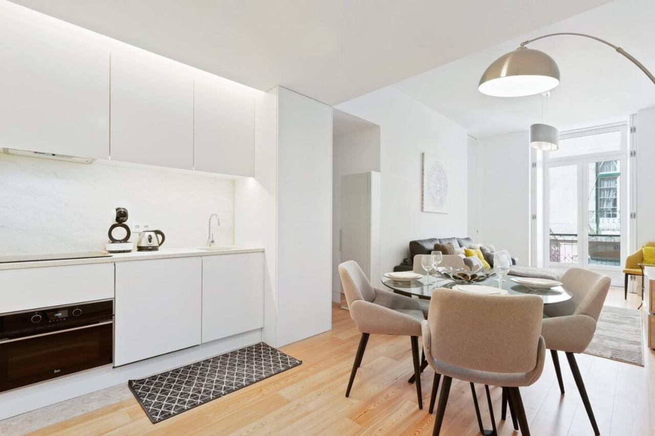 Spacious 1 Bedroom Apartment Near Baixa Лиссабон Экстерьер фото